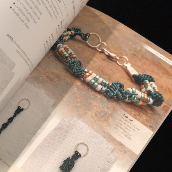 Brand new Barnes & Noble Micro Macrame Book - Picture 7 of 10